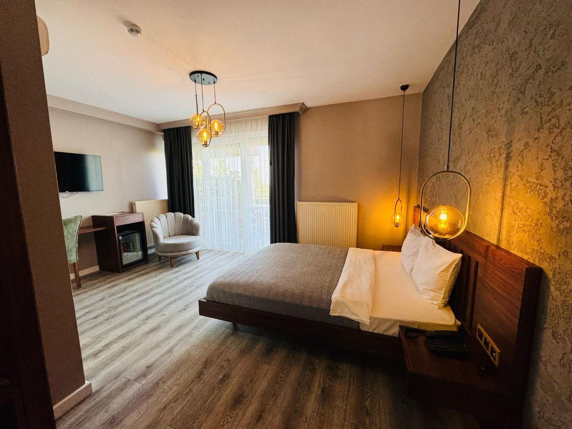 Hotel Treekos Istanbul Airport 4*