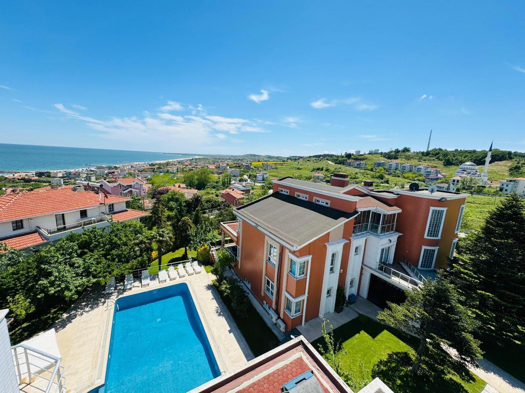 Otel Treekos Istanbul Airport 4*